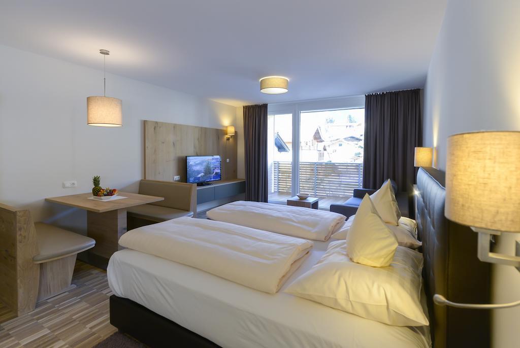 Appartementhotel Sonnenhof Kössen Стая снимка